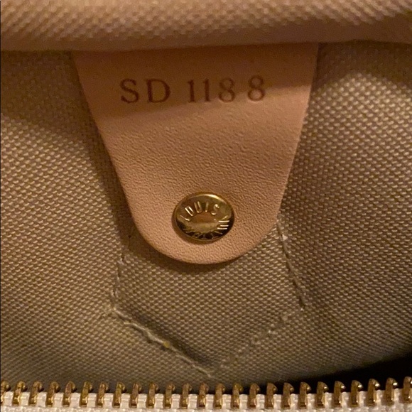 Authentic Louis Vuitton Speedy 30 - Picture 7 of 8